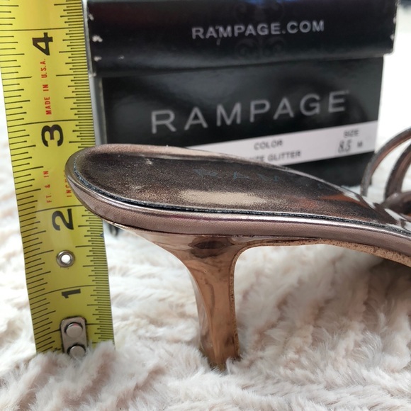 Rampage Size 8.5 kitten heel in Bronze Glitter - Picture 8 of 8